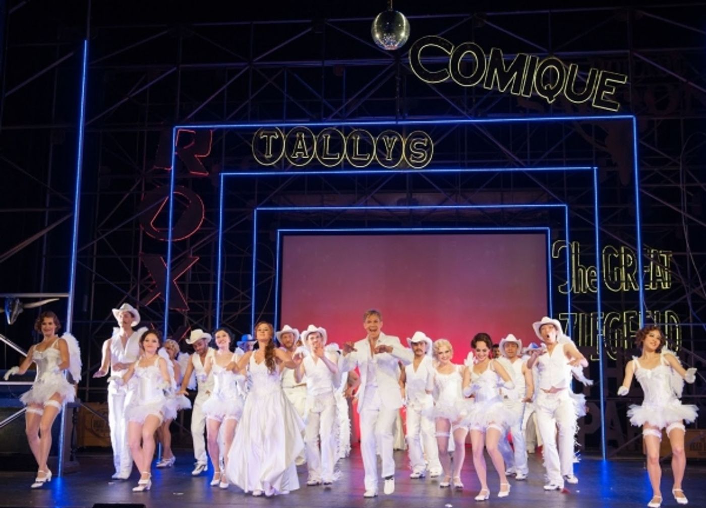 Photos! CRAZY FOR YOU läuft diese Saison am Landestheater Schleswig-Holstein Photos! CRAZY FOR YOU läuft diese Saison am Landestheater Schleswig-Holstein Image