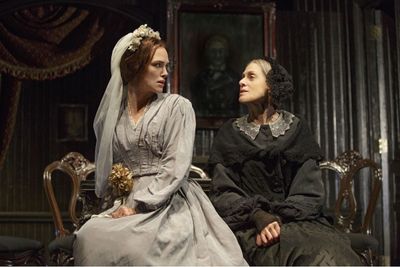 Keira Knightley, Judith Light Photo