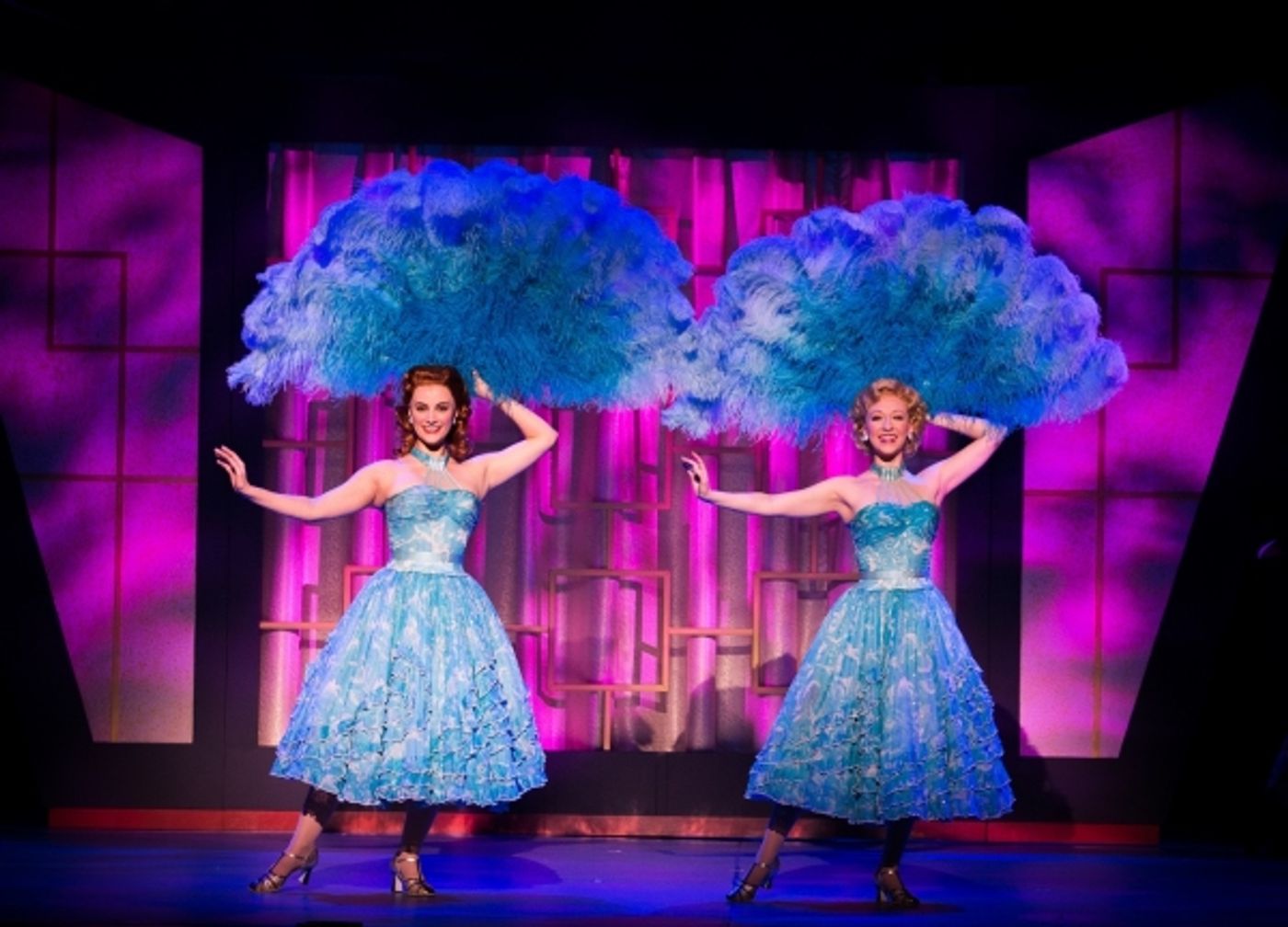 Photo Flash: First Look at New National Tour of Irving Berlin's WHITE CHRISTMAS  Image