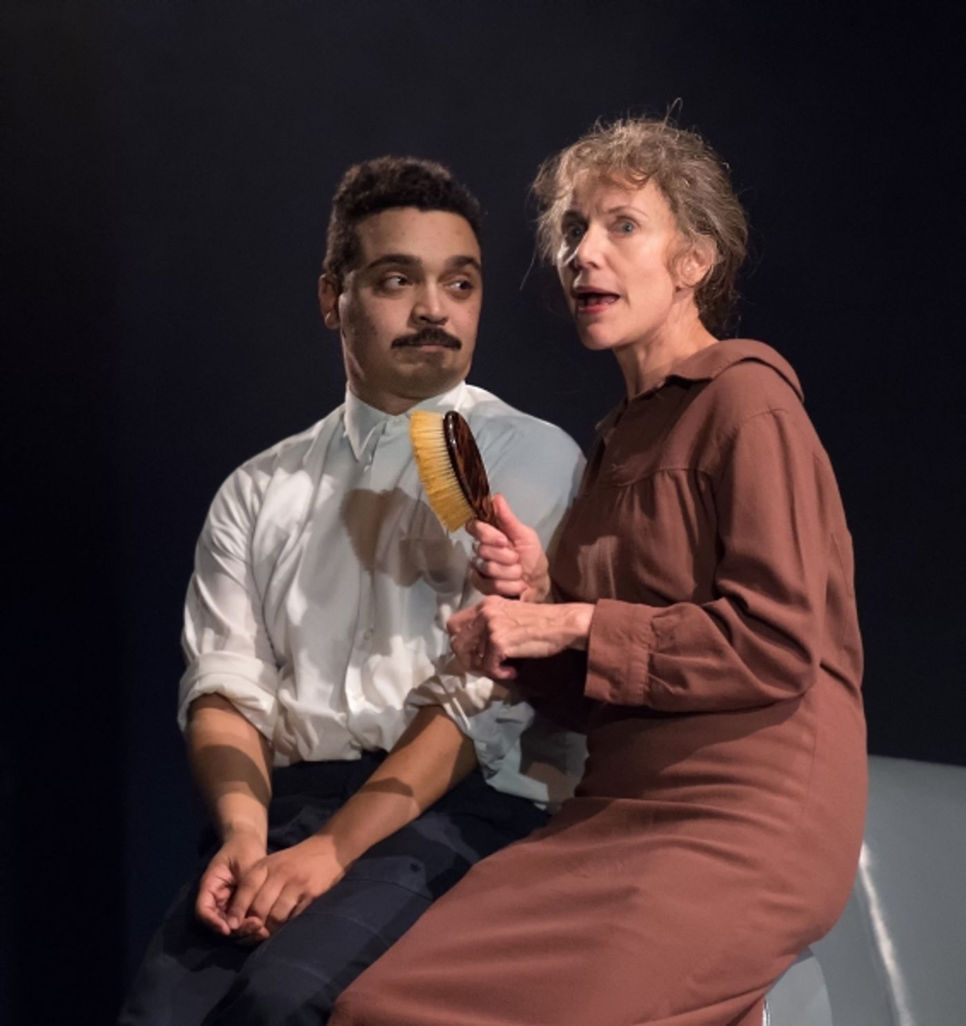 Photo Flash: First Look at THE GLASS MENAGERIE at the Nuffield  Image