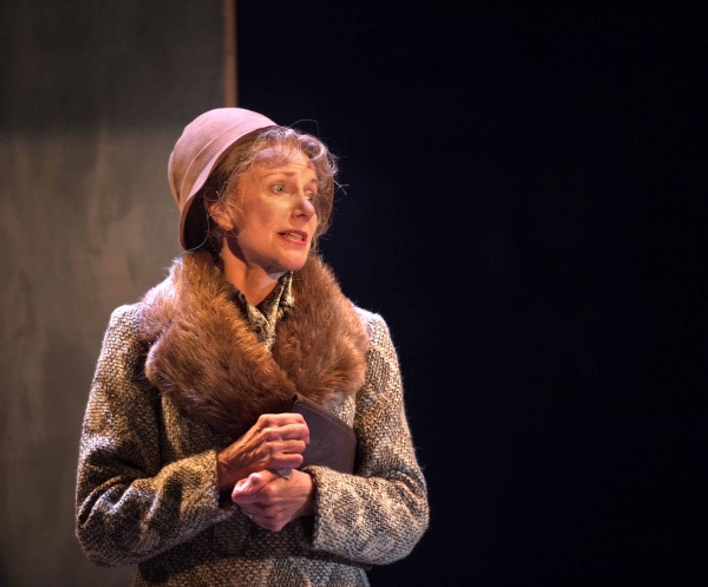Photo Flash: First Look at THE GLASS MENAGERIE at the Nuffield  Image
