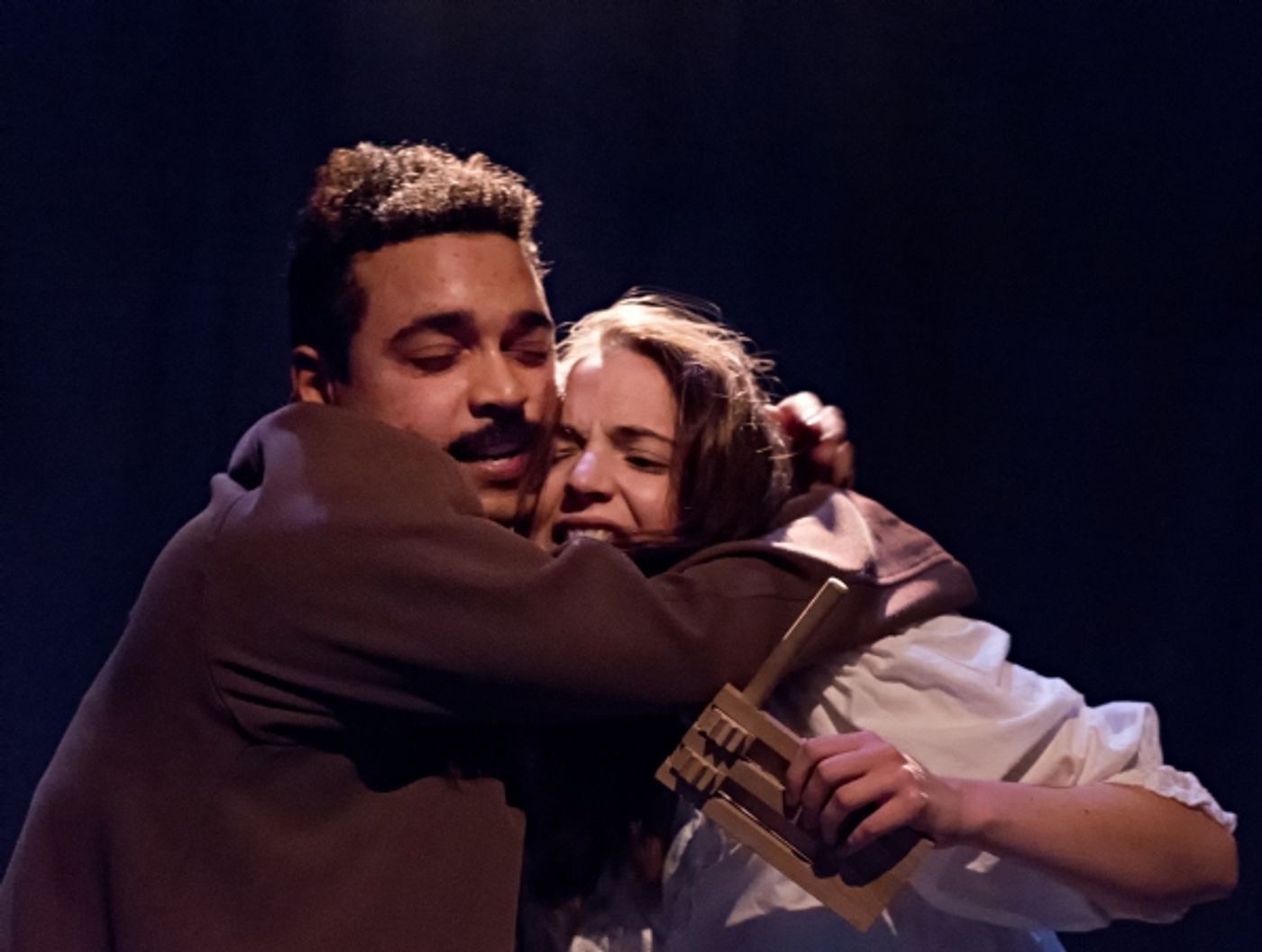 Photo Flash: First Look at THE GLASS MENAGERIE at the Nuffield  Image