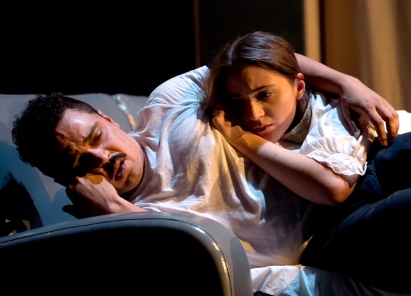 Photo Flash: First Look at THE GLASS MENAGERIE at the Nuffield  Image