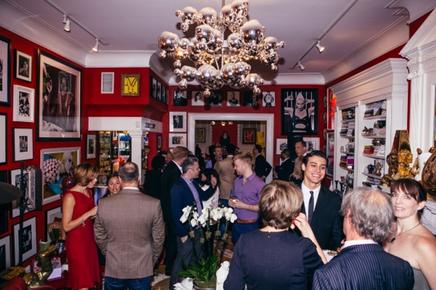 BWW Exclusive: Parlor Night Strikes Again with Michael McElroy, Broadway Inspirational Voices and Broadway's Finest! BWW Exclusive: Parlor Night Strikes Again with Michael McElroy, Broadway Inspirational Voices and Broadway's Finest! Image