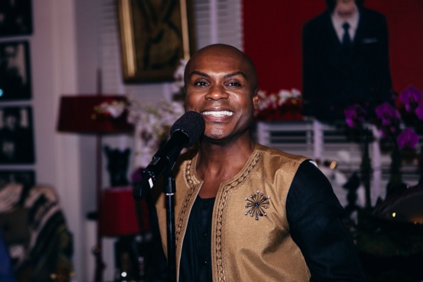 BWW Exclusive: Parlor Night Strikes Again with Michael McElroy, Broadway Inspirational Voices and Broadway's Finest! BWW Exclusive: Parlor Night Strikes Again with Michael McElroy, Broadway Inspirational Voices and Broadway's Finest! Image