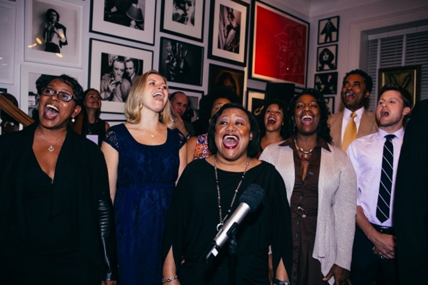 BWW Exclusive: Parlor Night Strikes Again with Michael McElroy, Broadway Inspirational Voices and Broadway's Finest! BWW Exclusive: Parlor Night Strikes Again with Michael McElroy, Broadway Inspirational Voices and Broadway's Finest! Image