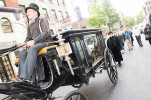 To mark the occasion of Jefferson Mays'' 6,000th death in Broadway''s A GENTLEMAN''S GUIDE TO LOVE AND MURDER, the production held a funeral procession down West 48th Street, as cast members and fans, all dressed in mourning attire, followed Mr. Mays, lyi @ BroadwayWorld To mark the occasion of Jefferson Mays'' 6,000th death in Broadway''s A GENTLEMAN''S Photo