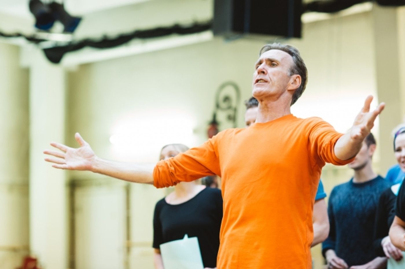 Photo Flash: In Rehearsal with Ben Forster, Kimberley Walsh and More for ELF THE MUSICAL in the West End  Image