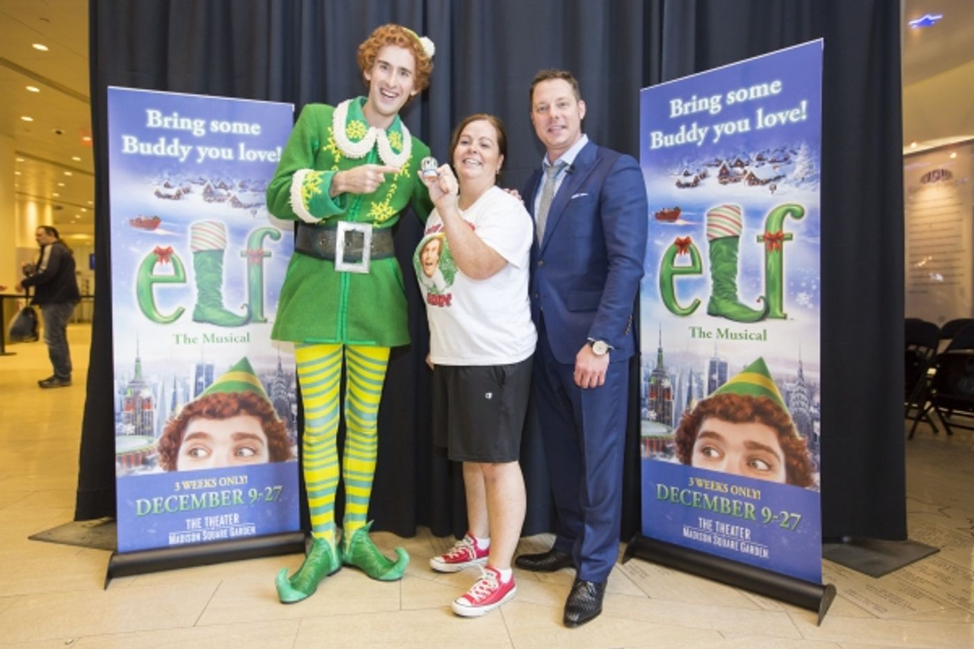 Photo Flash: ELF THE MUSICAL Hosts 'Snow Globe Challenge' at Madison Square Garden  Image