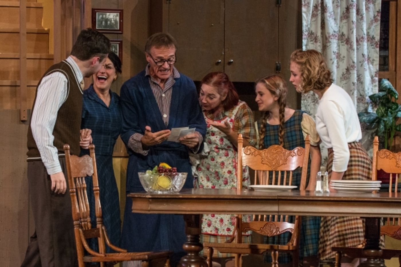 Photo Coverage: First look at Gallery Players' BRIGHTON BEACH MEMOIRS  Image