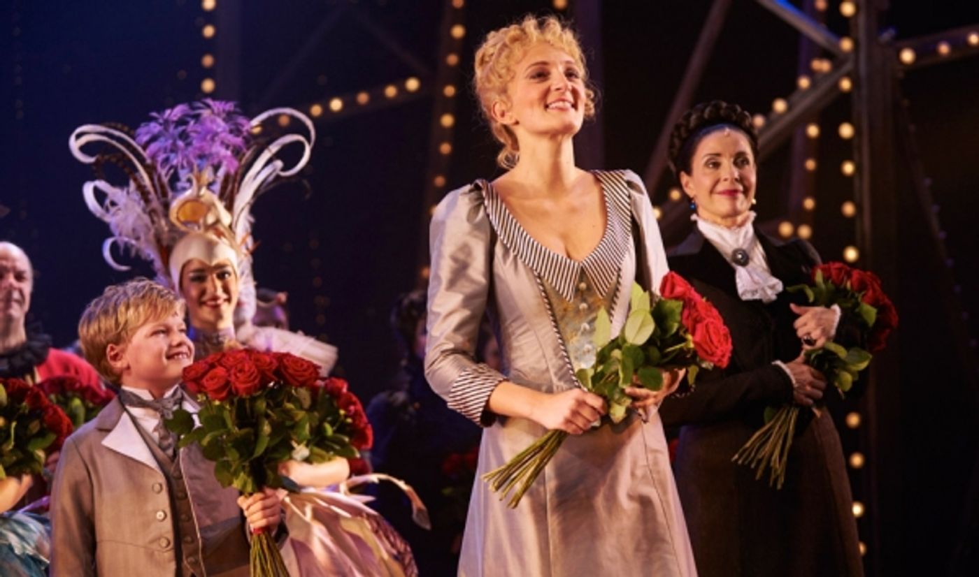 Photo Flash: Andrew Lloyd Webber and the Cast of LOVE NEVER DIES Take Opening Bows in Hamburg  Image