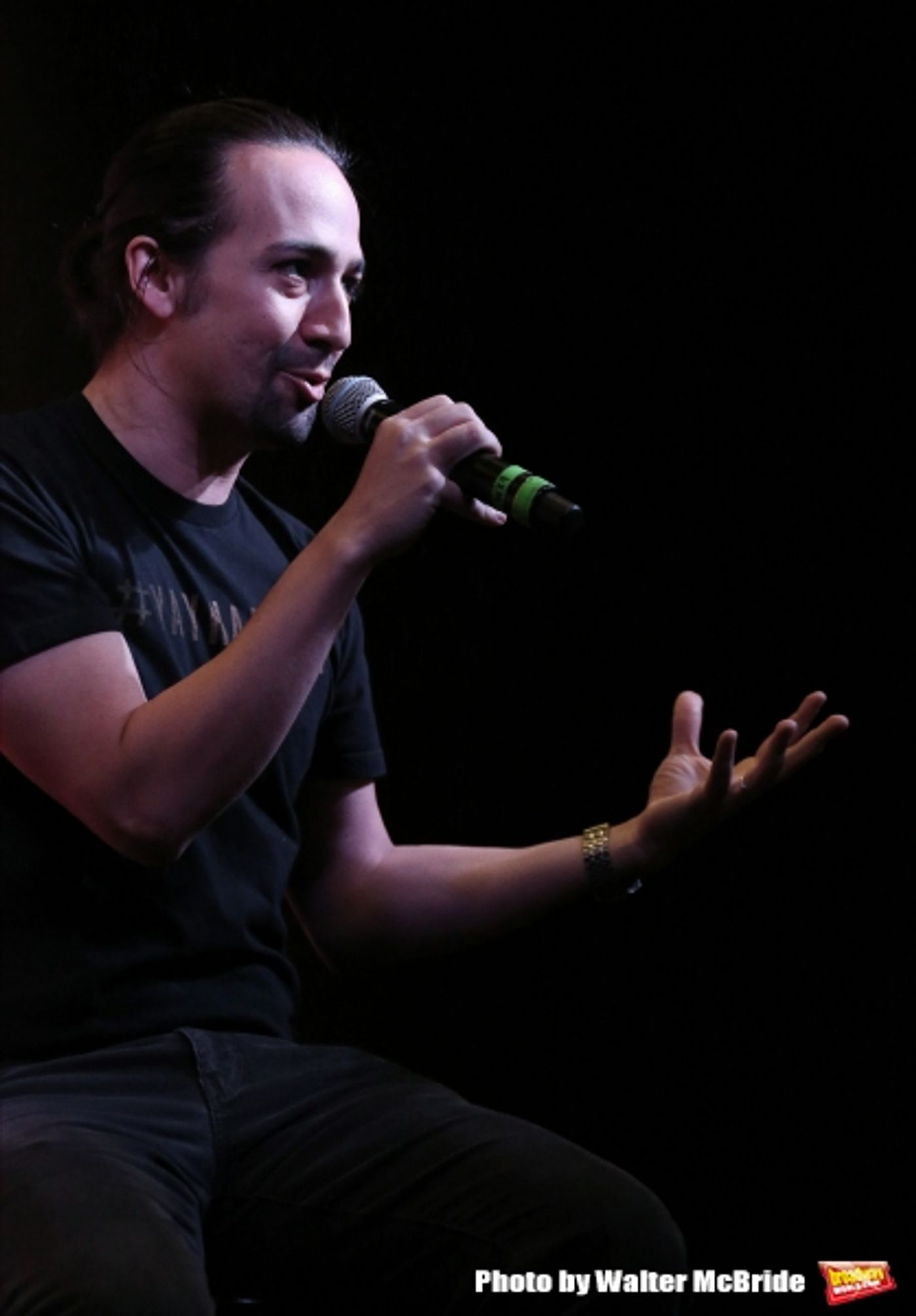 Photo Coverage: Lin-Manuel Tells All About HAMILTON at Barnes & Noble Album Release Q&A  Image