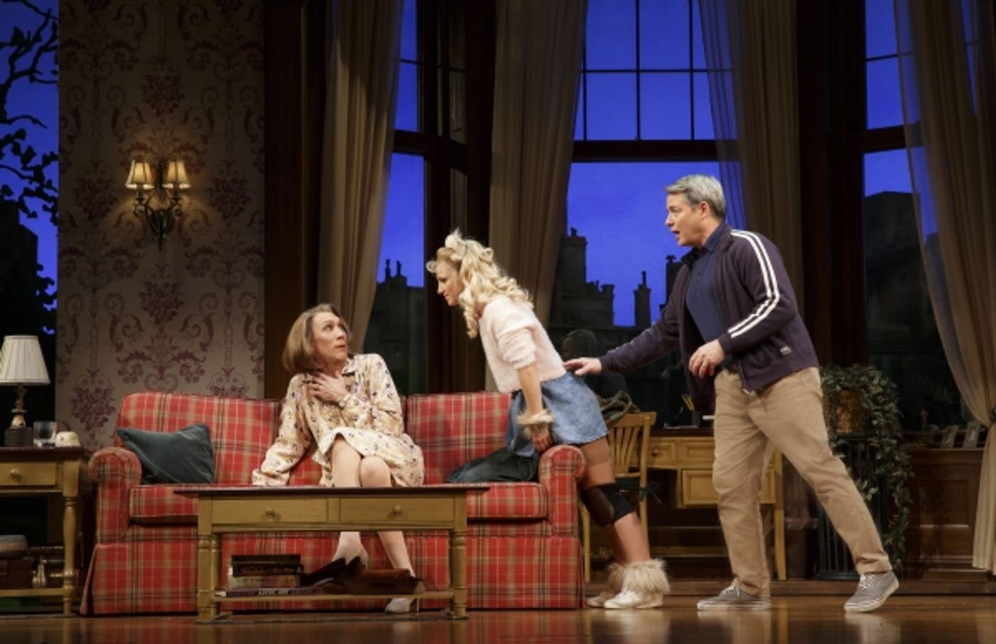 Photo Flash: Dog Days of Broadway- First Look at Annaleigh Ashford, Matthew Broderick & More in SYLVIA!  Image