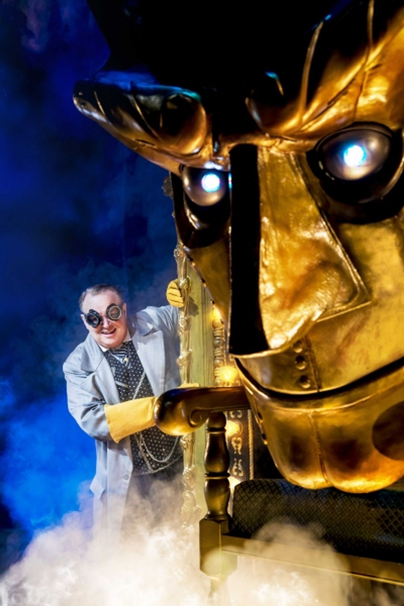 Photo Coverage: Tom McGowan As The Wizard In WICKED! Photo Coverage: Tom McGowan As The Wizard In WICKED! Image