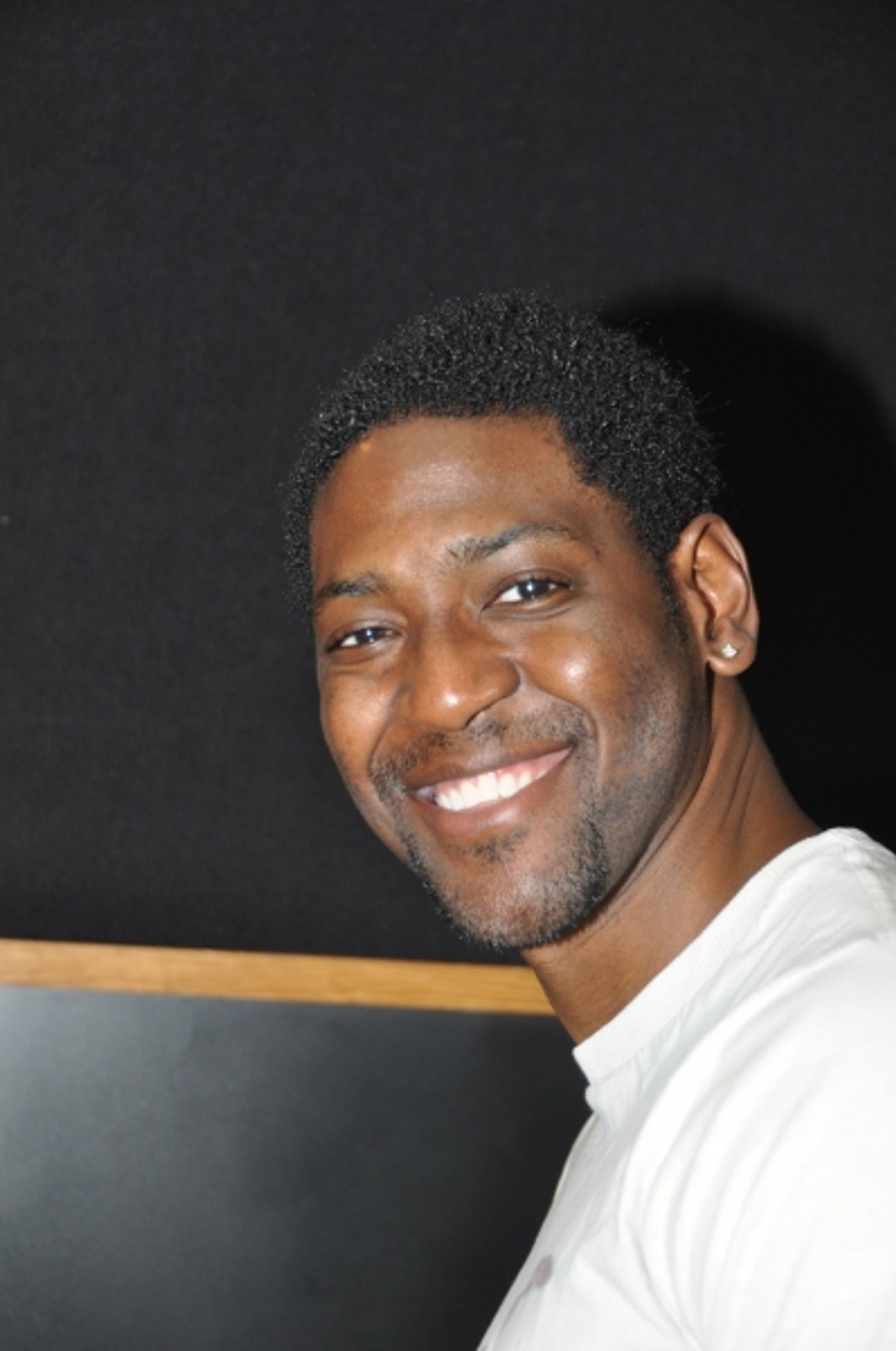 Exclusive Photo Coverage: AMAZING GRACE Cast Gets Ready for the Holidays with Carols For A Cure Image