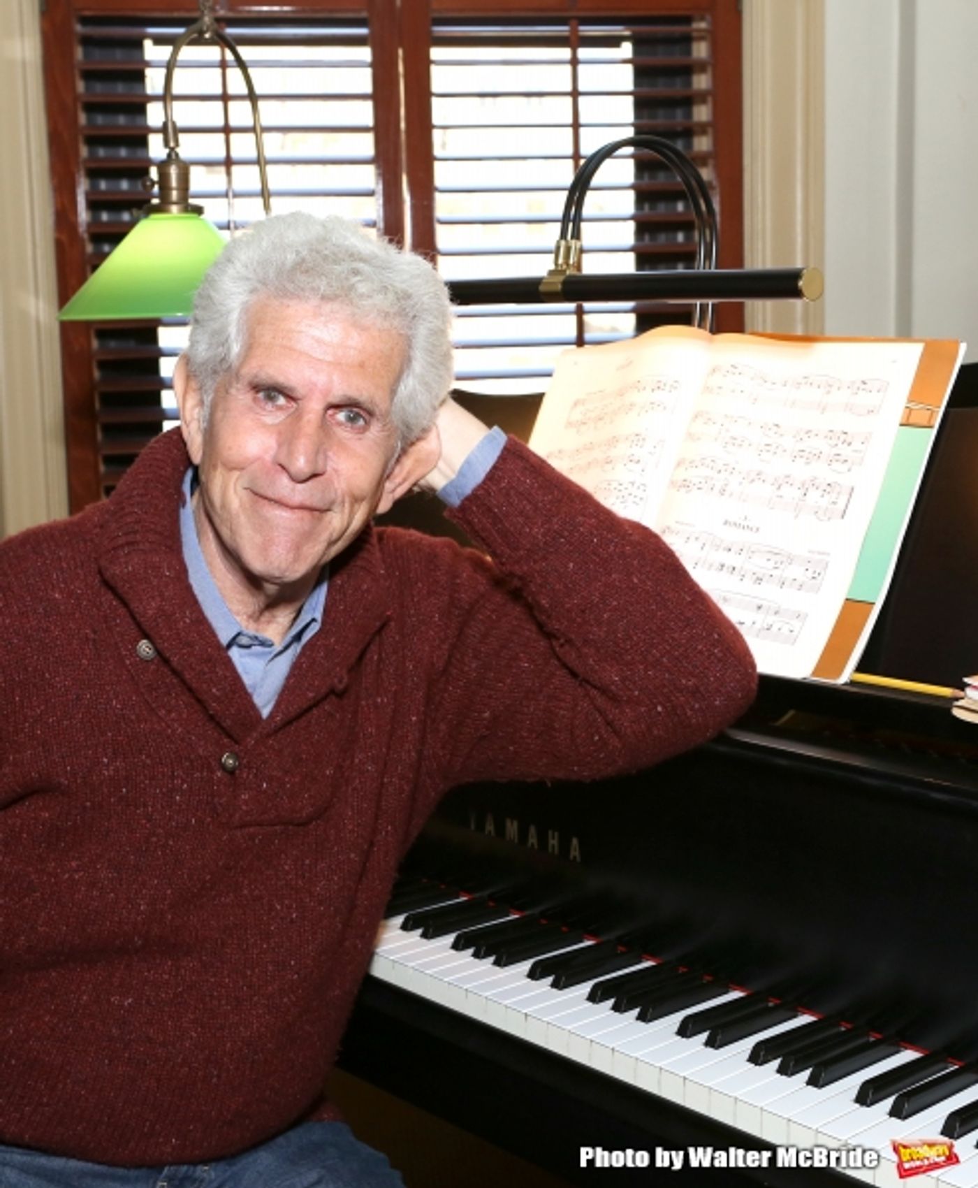 Photo Coverage: Tony Roberts Takes Home New Memoir DO YOU KNOW ME?  Image