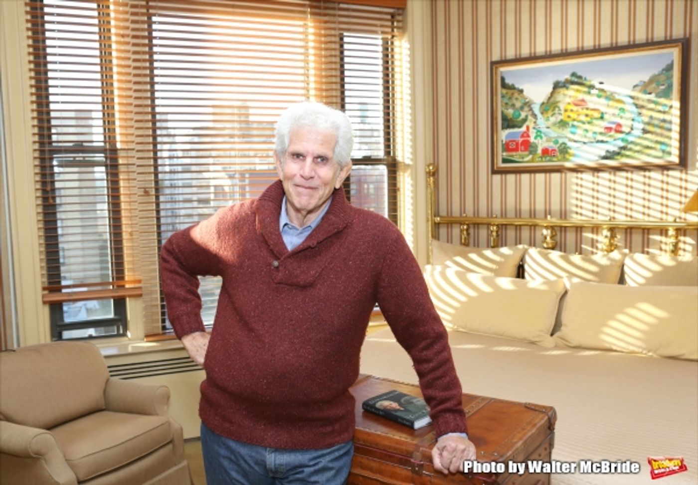 Photo Coverage: Tony Roberts Takes Home New Memoir DO YOU KNOW ME?  Image