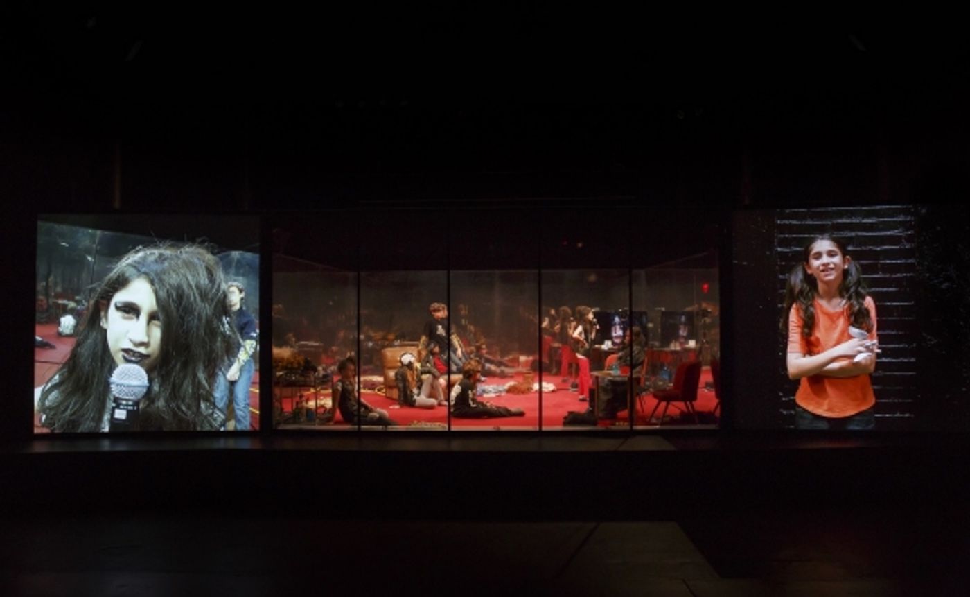 Photo Flash: First Look at Gob Squad's BEFORE YOUR VERY EYES at The Public  Image