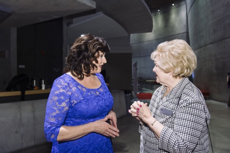 Photo Flash: ERMA BOMBECK: AT WIT'S END Celebrates Opening Night at Arena Stage Image