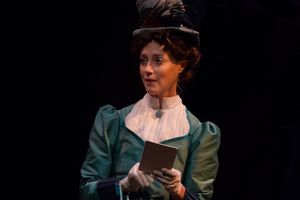 Sarah Dandridge Photo