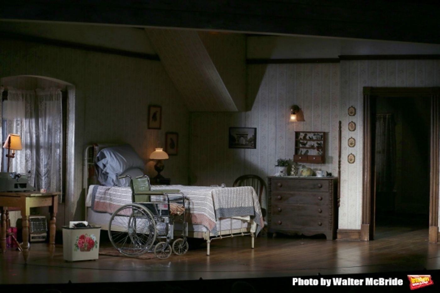 Photo Coverage: Bruce Willis & Laurie Metcalf Take First Broadway Bows in MISERY  Image