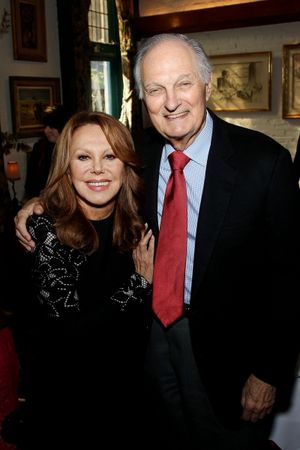 Marlo Thomas and Alan Alda Photo