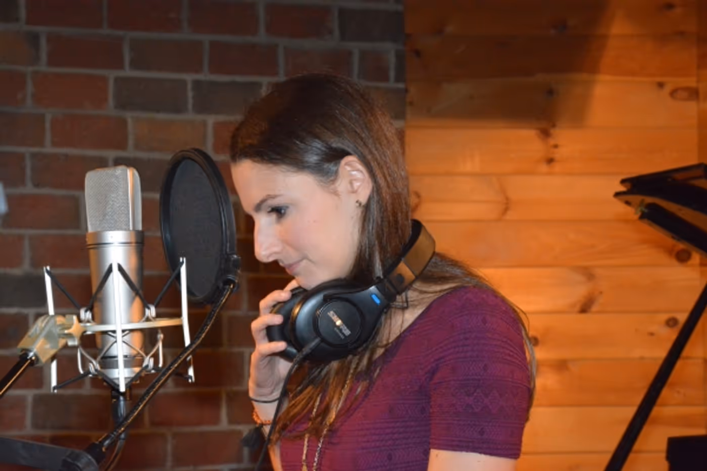 Exclusive Photo Coverage: THE PHANTOM OF THE OPERA Cast Sings a Christmas Classic for Carols For A Cure Image