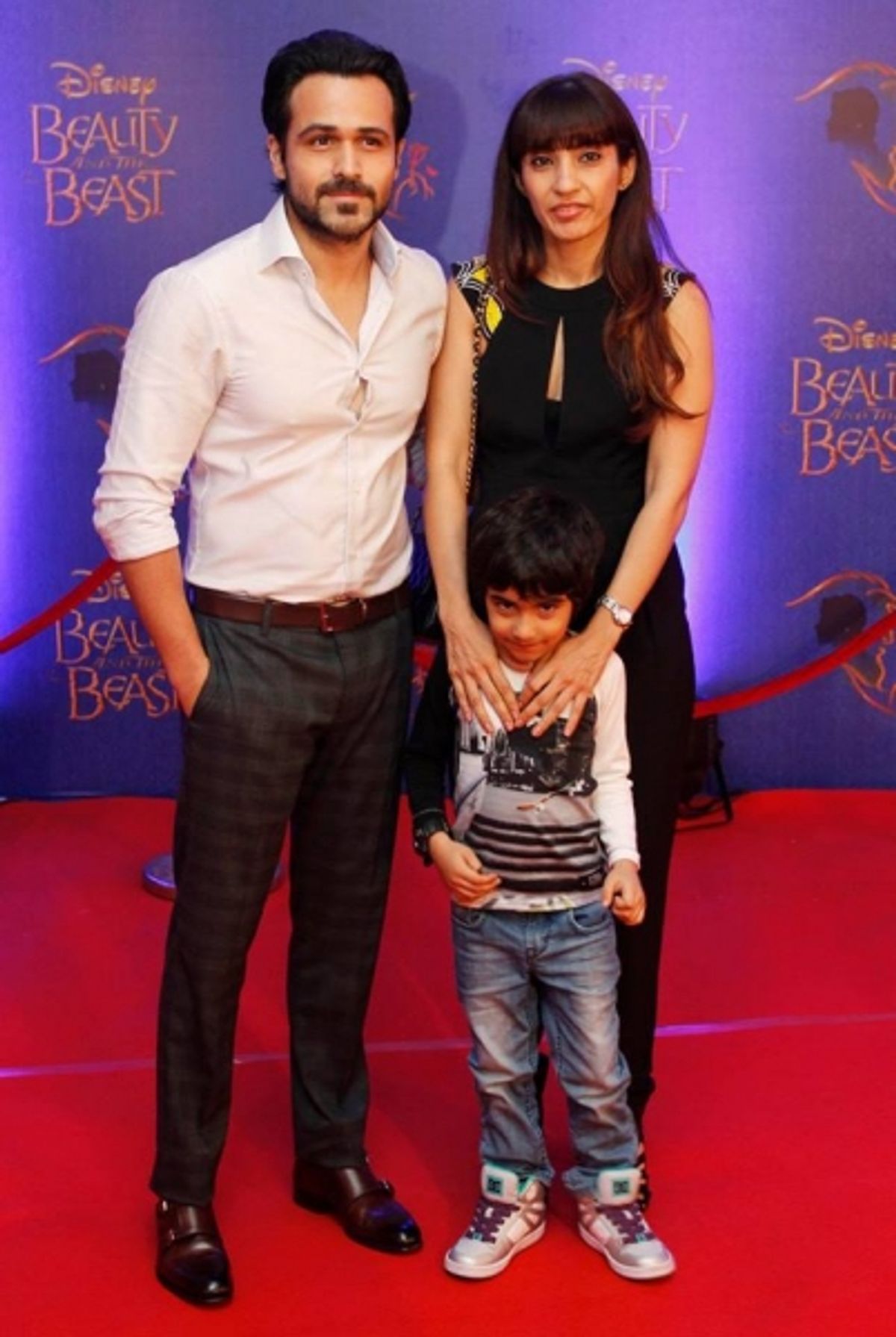 Emraan Hashmi With Wife, Parveen Shahani and Son at 