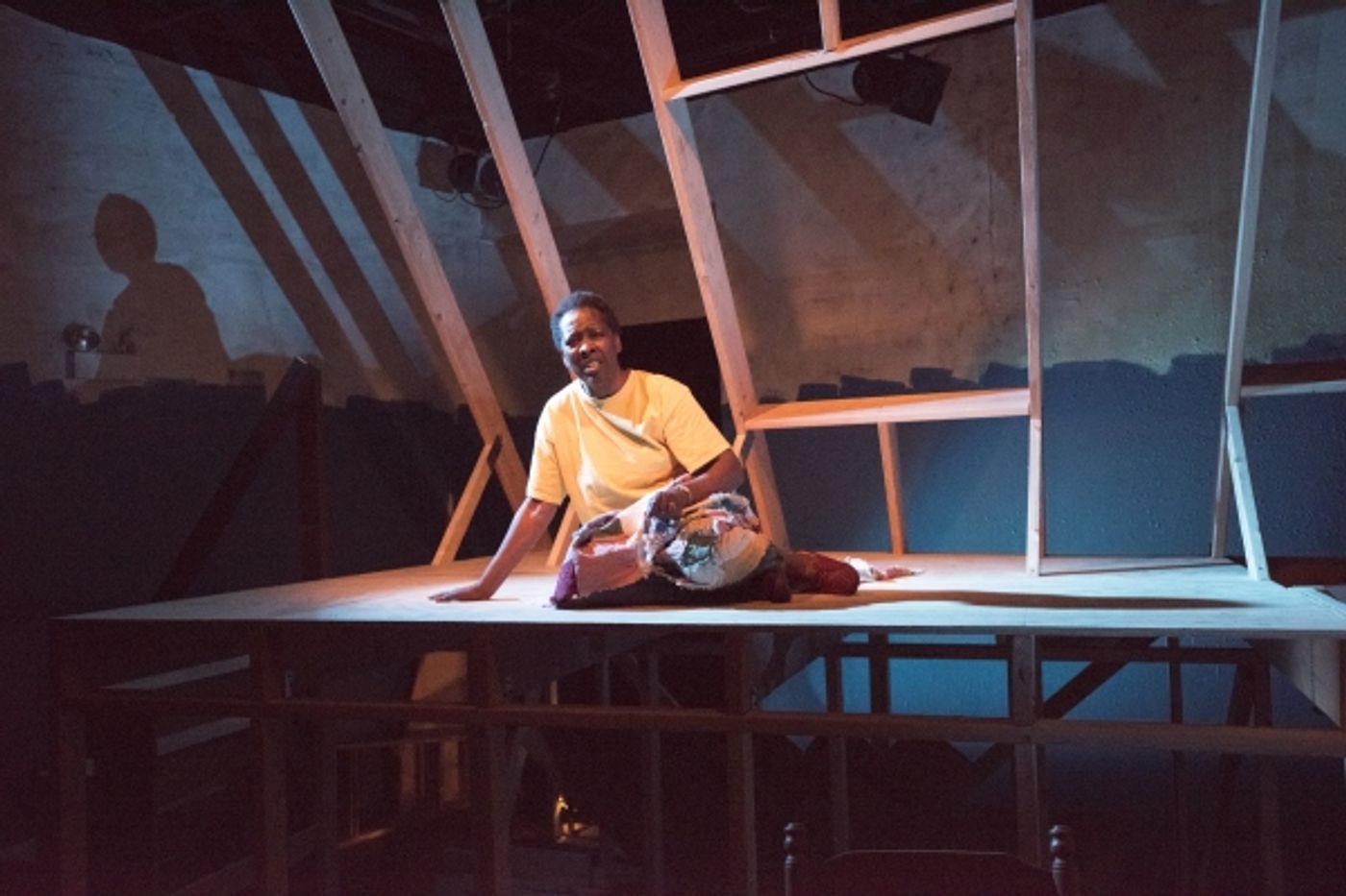 Photo Flash: First Look at Raven Theatre Company's THE PLAY ABOUT MY DAD  Image