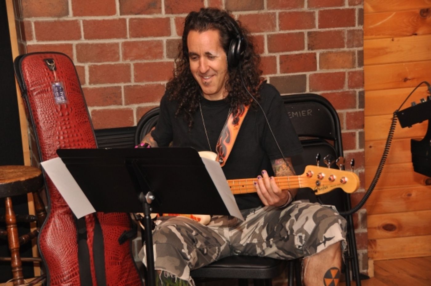 Exclusive Photo Coverage: Cast of AT THIS PERFORMANCE... Sings Carols For A Cure Image