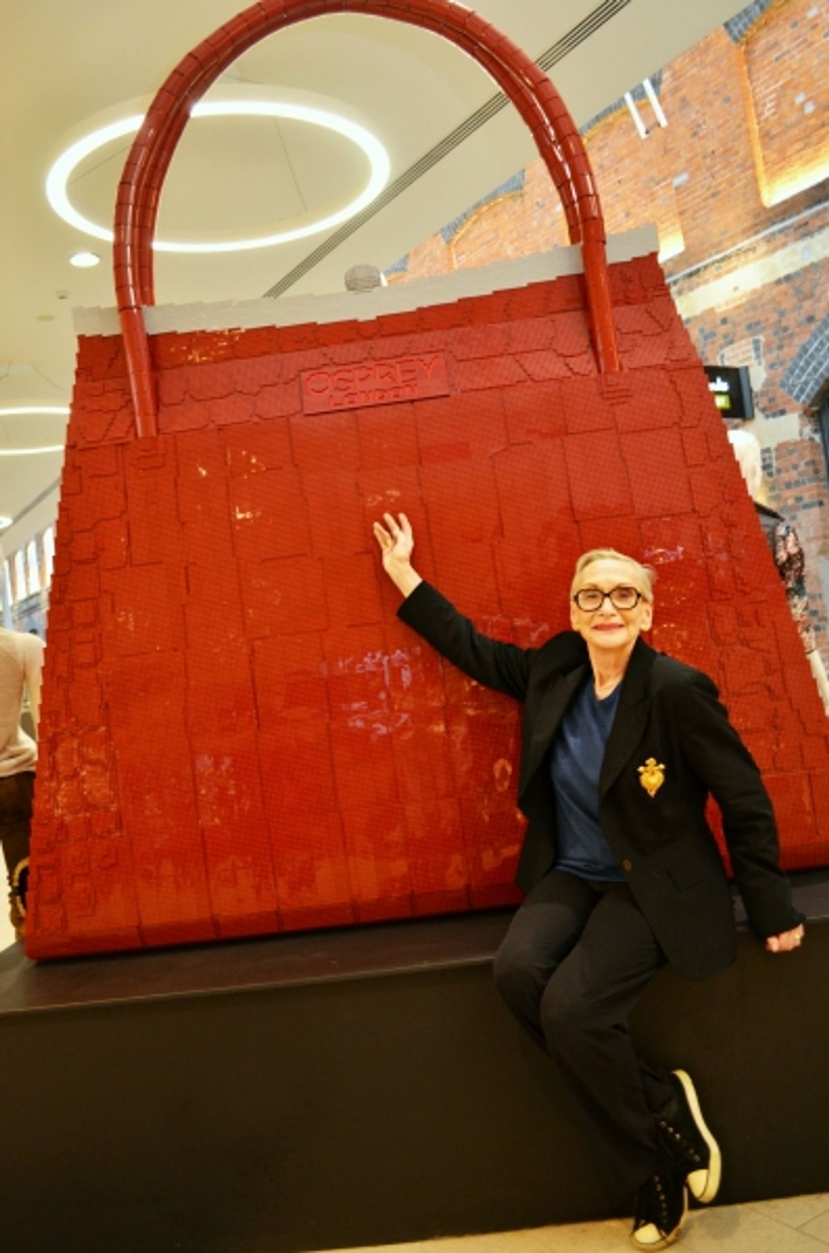 Sian Phillips, star of Wyvern Theatre''s THE IMPORTANCE OF BEING EARNEST, brings a famous Oscar Wilde line to life at Swindon Designer Outlet. at 