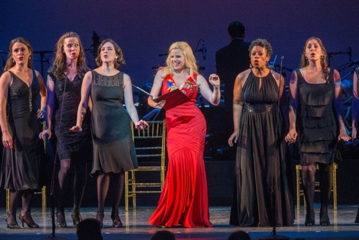 Photo Flash: They Say It's Wonderful- First Look at Megan Hilty & More in ANNIE GET YOUR GUN!  Image