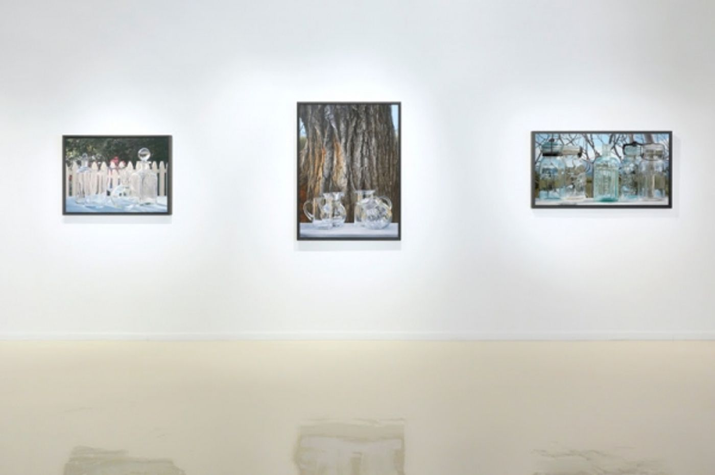 Photo Flash: First Look at Steve Smulka's Solo Exhibition at Gallery Henoch  Image