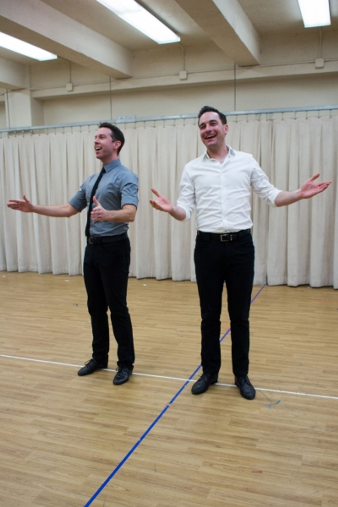 Photo Coverage: Happy Holidays! Sneak Peek at Scenes from New IRVING BERLIN'S WHITE CHRISTMAS National Tour Image