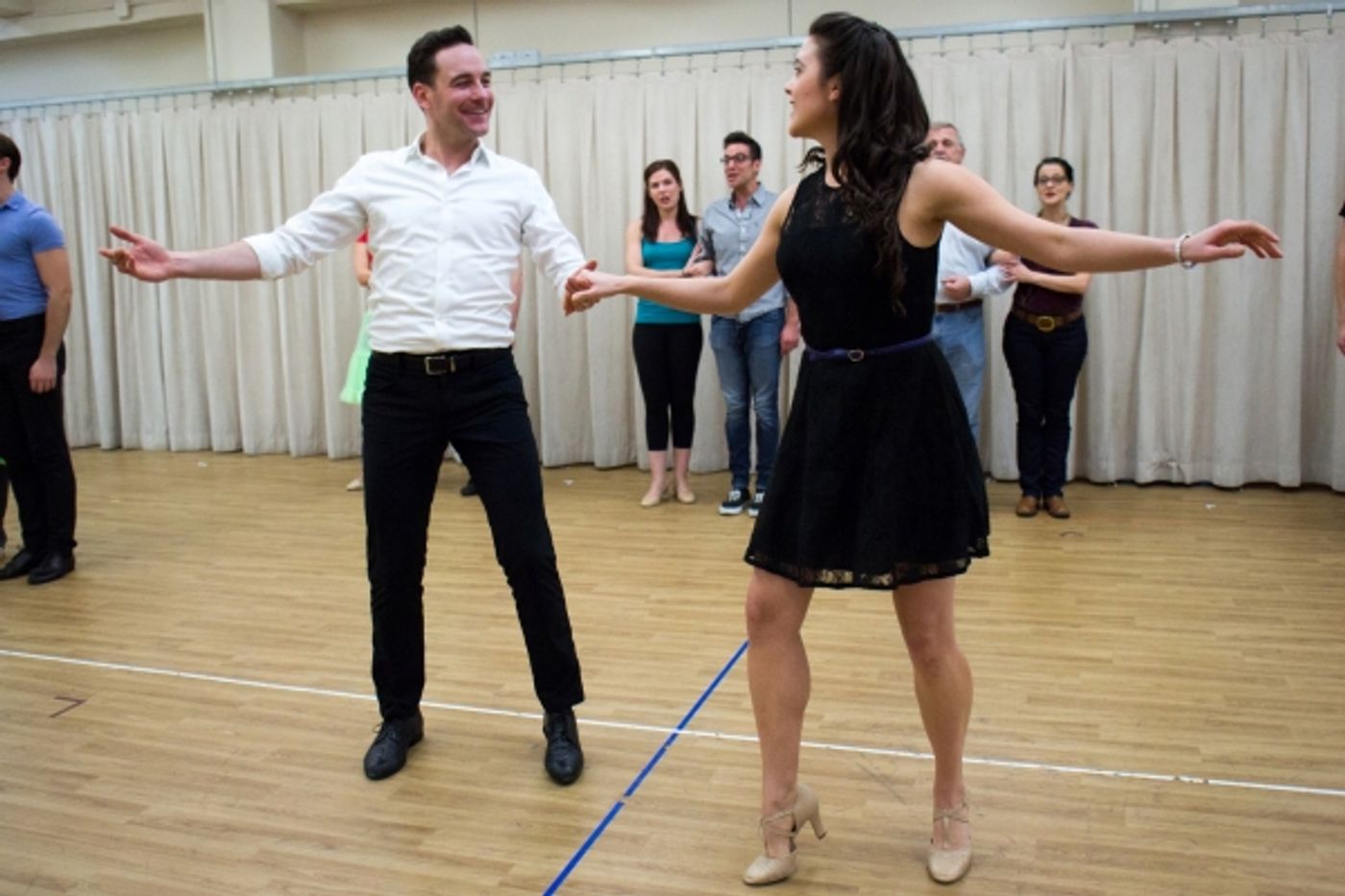 Photo Coverage: Happy Holidays! Sneak Peek at Scenes from New IRVING BERLIN'S WHITE CHRISTMAS National Tour Image