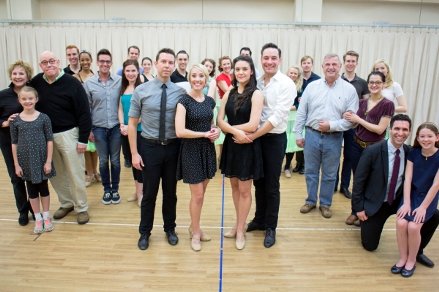 Photo Coverage: Happy Holidays! Sneak Peek at Scenes from New IRVING BERLIN'S WHITE CHRISTMAS National Tour Image