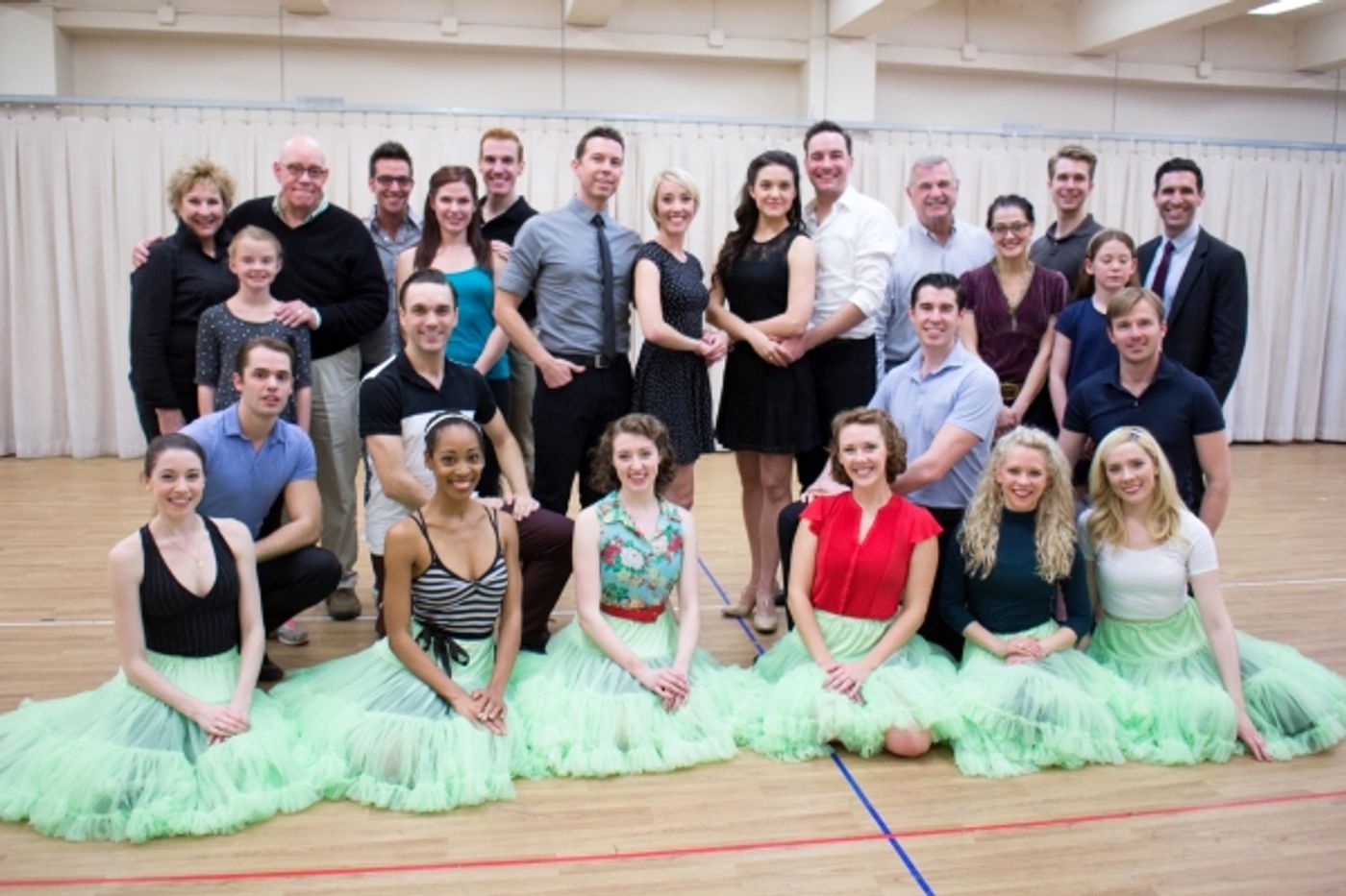 Photo Coverage: Happy Holidays! Sneak Peek at Scenes from New IRVING BERLIN'S WHITE CHRISTMAS National Tour Image