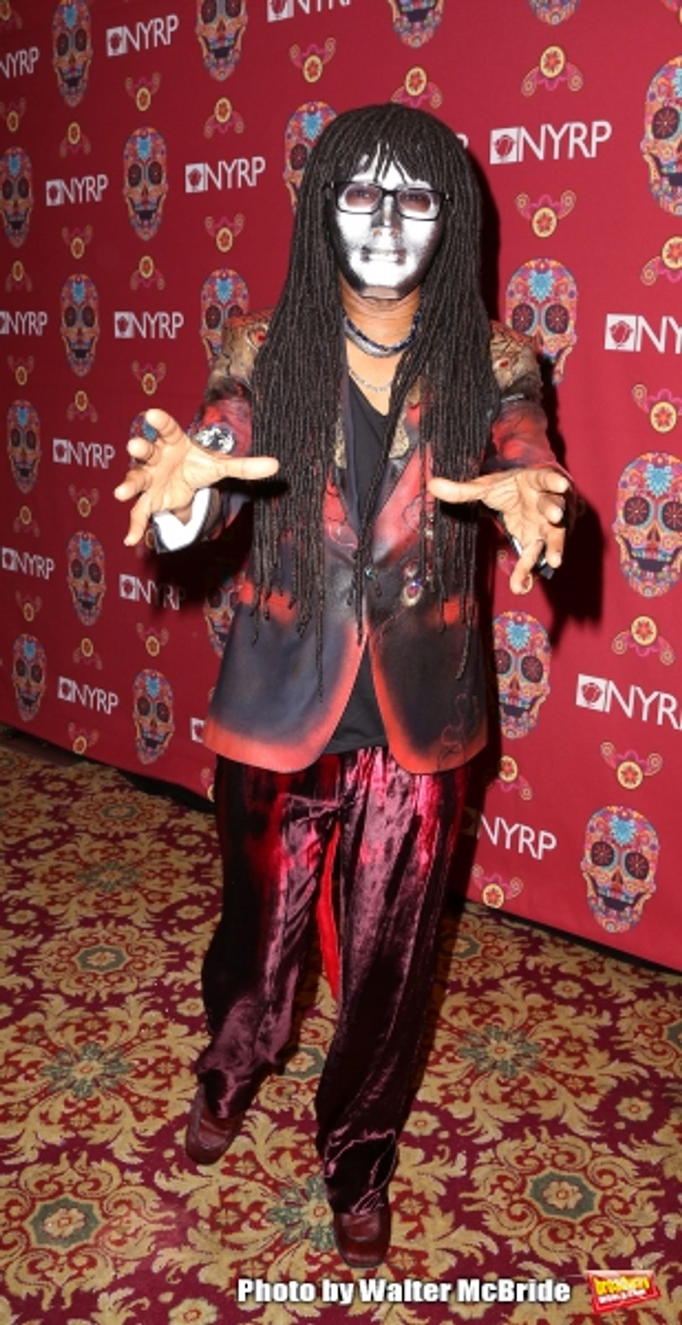 Photo Coverage: Bette Midler Hosts Annual HULAWEEN  Image