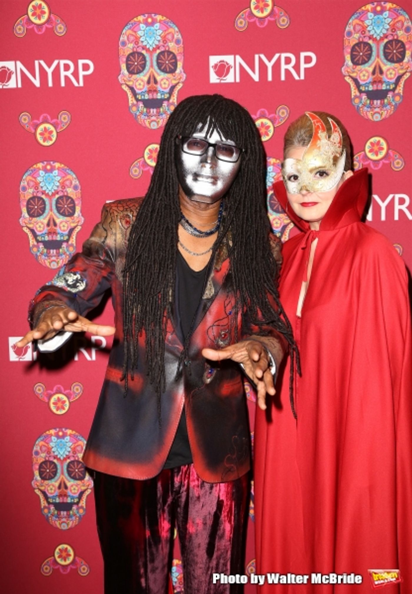 Photo Coverage: Bette Midler Hosts Annual HULAWEEN  Image