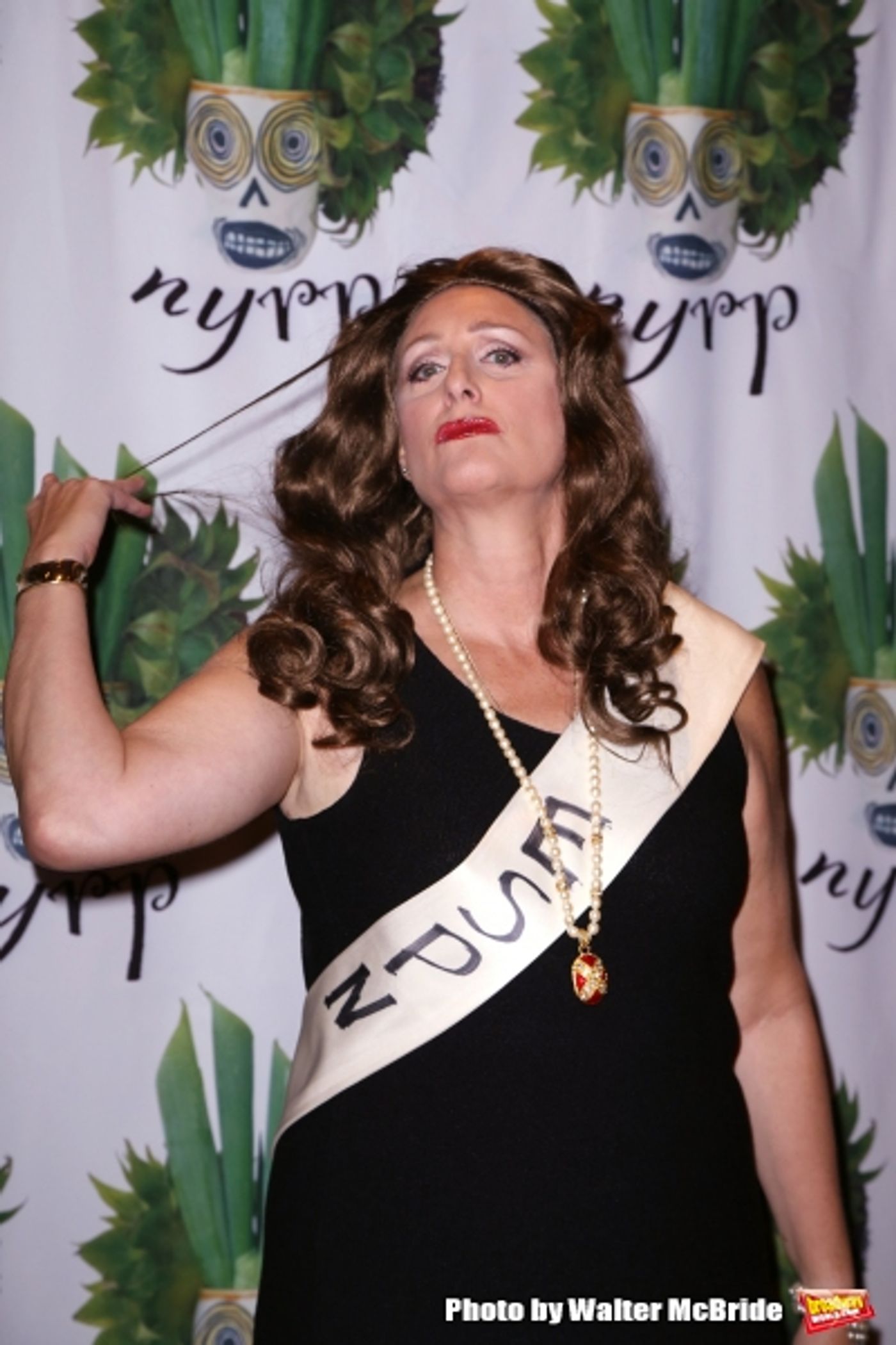 Photo Coverage: Bette Midler Hosts Annual HULAWEEN  Image