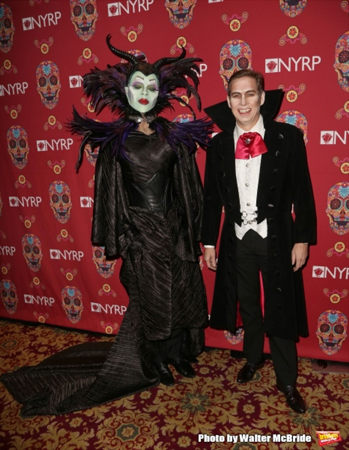 Photo Coverage: Bette Midler Hosts Annual HULAWEEN  Image