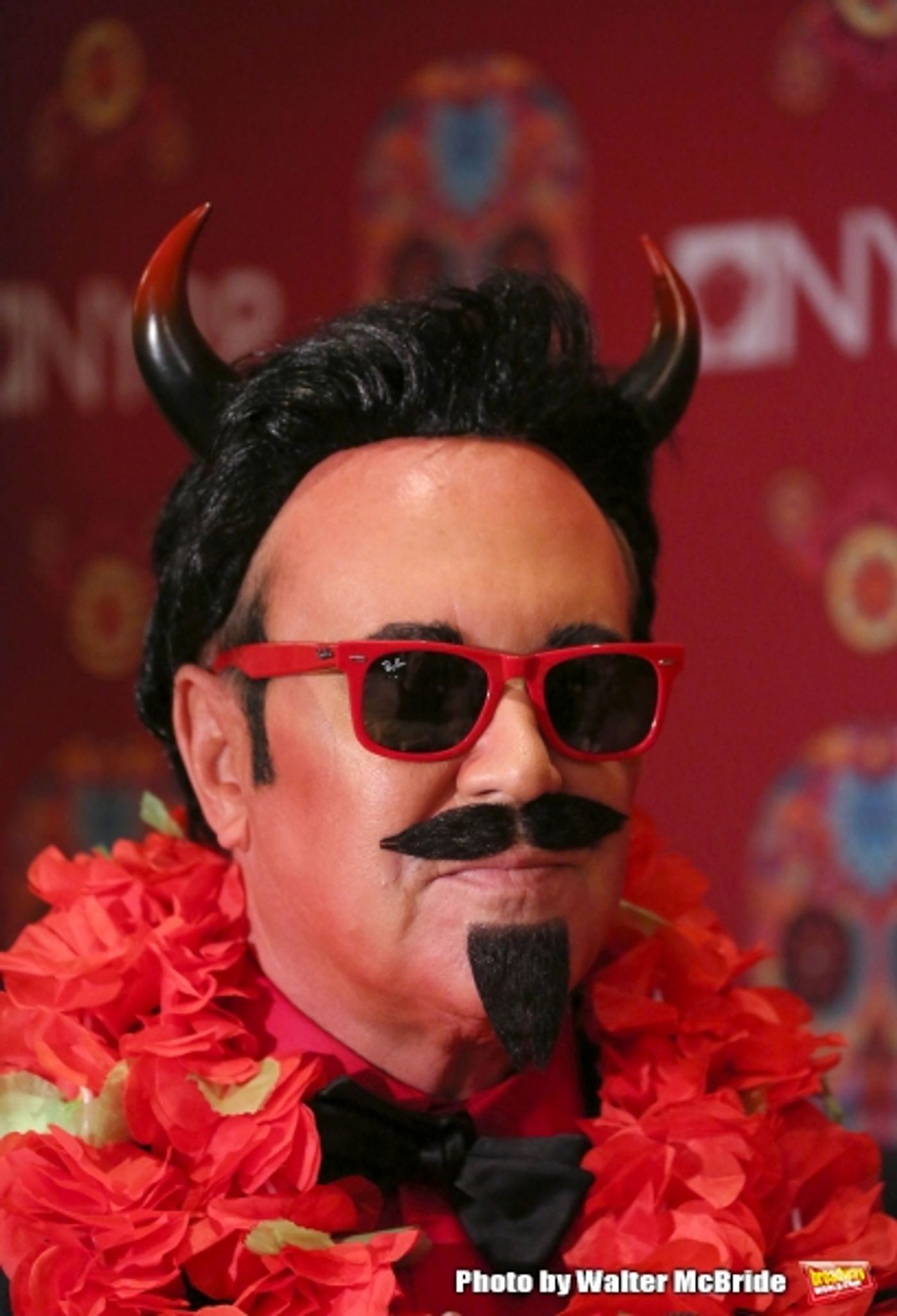 Photo Coverage: Bette Midler Hosts Annual HULAWEEN  Image