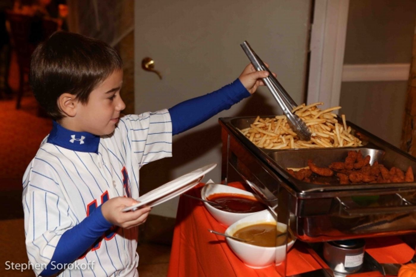 Photo Coverage: The Friars Club Celebrates Halloween  Image