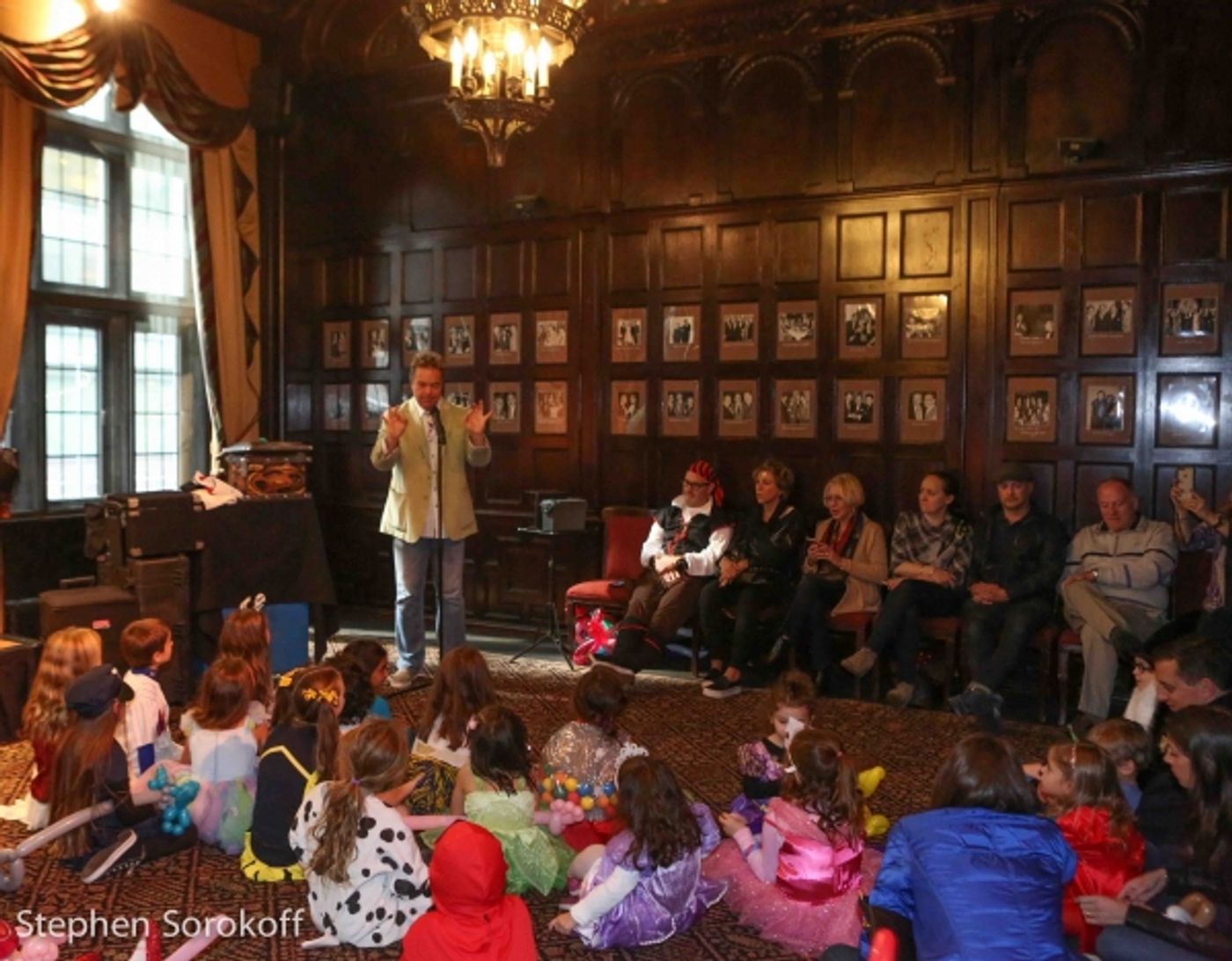 Photo Coverage: The Friars Club Celebrates Halloween Photo Coverage: The Friars Club Celebrates Halloween Image