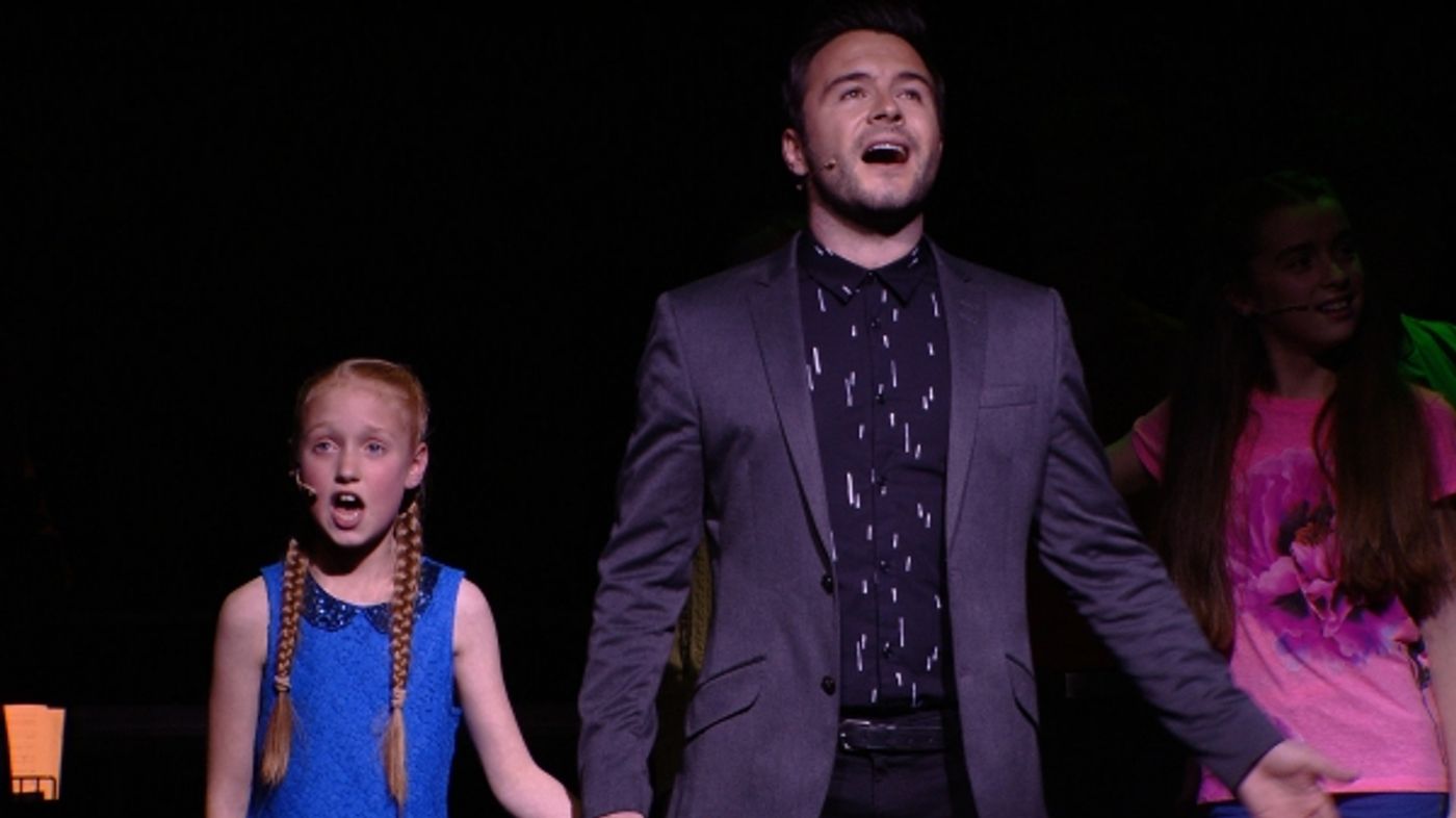 Photo Flash: Shane Filan and Chorus Record MATILDA Song for Charity  Image