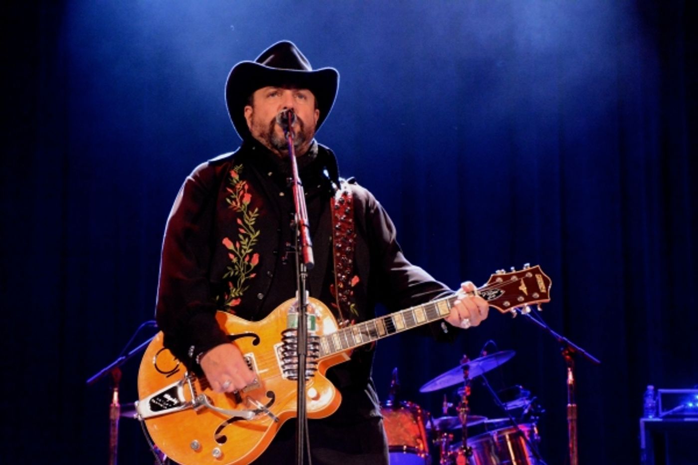 Photo Coverage: The Mavericks Play The Tarrytown Music Hall  Image