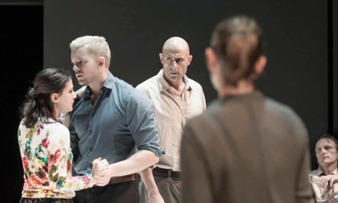 Photo Flash: First Look at Young Vic's A VIEW FROM THE BRIDGE on Broadway!  Image