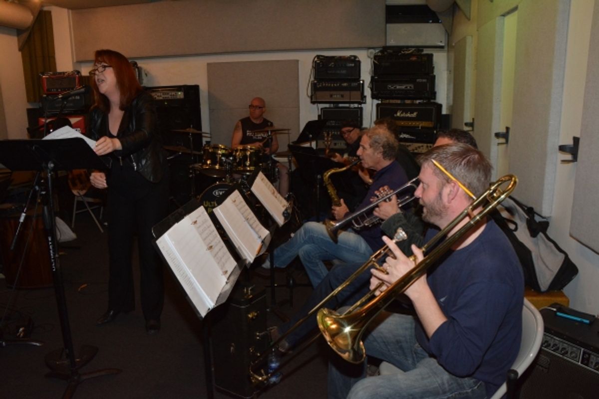 Jen Perry, Kevin Dow, Kevin Khun, Jay Leslie and Joe Snyder at 