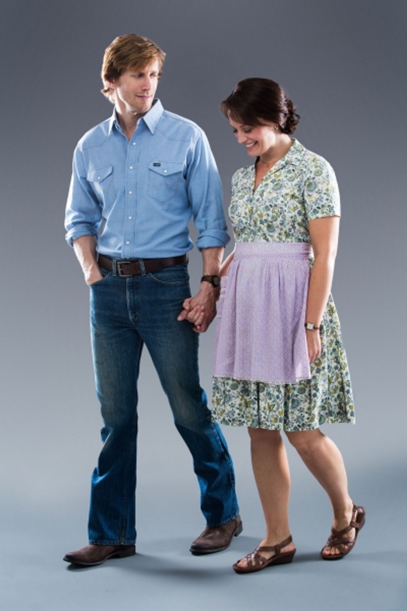 Photos & Video: Go Behind the Scenes of THE BRIDGES OF MADISON COUNTY Tour's Photo Shoot! Image