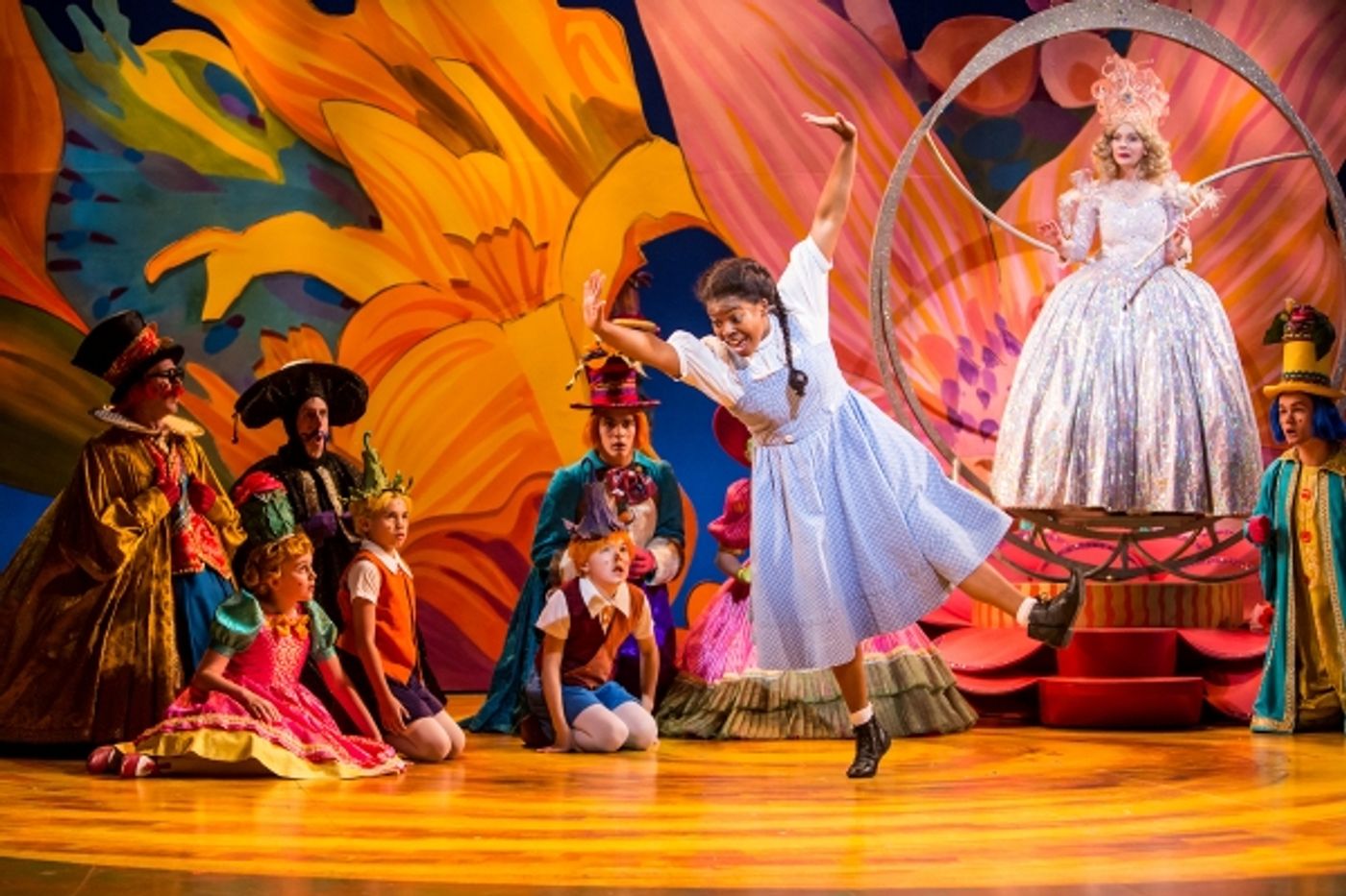 Photo Flash: First Look at THE WIZARD OF OZ at Children's Theatre Company  Image